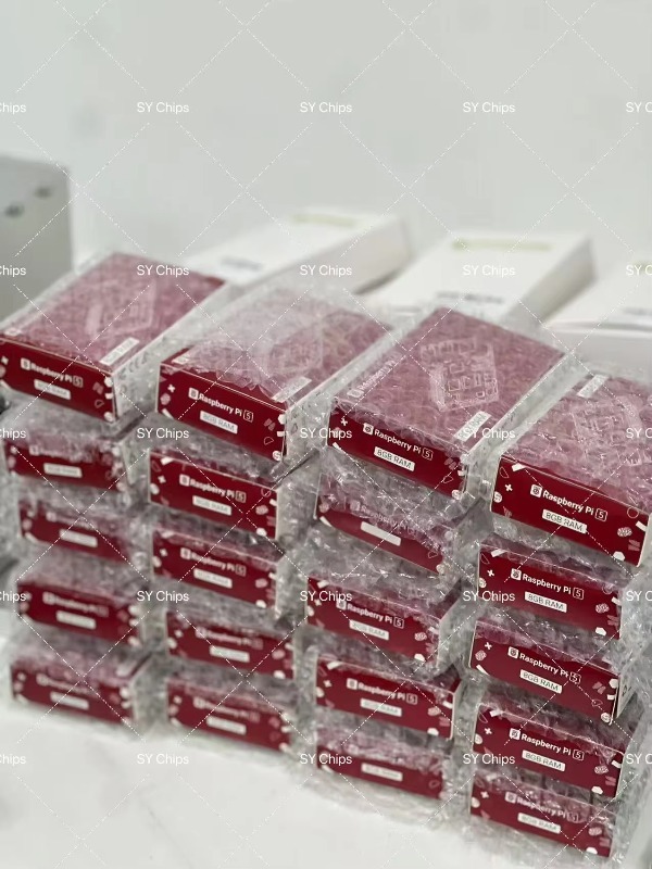 Raspberry Pi 5 16GBメモリ搭載コンピュータ - Raspberry Pi 5 8Gb Kit のレビューと価格